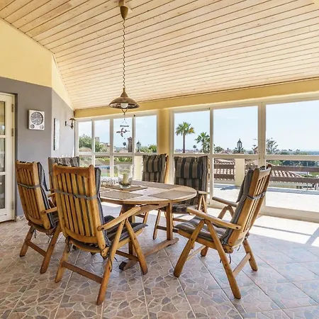 Cerros Del Aguila 米哈斯