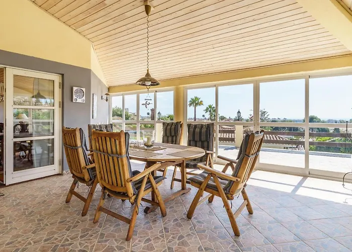 Cerros Del Aguila ミハス